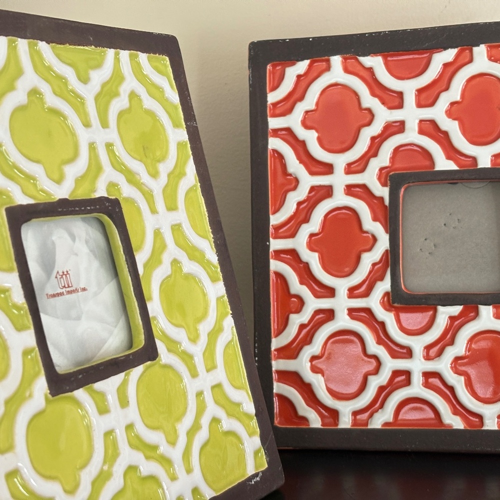 Transpac Imports ceramic tile picture frames, set of 2 easel stand desktop